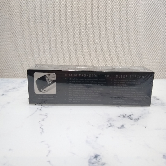 Beauty ORA Microneedle Face Roller System NEW in Sealed Box - Picture 3 of 6
